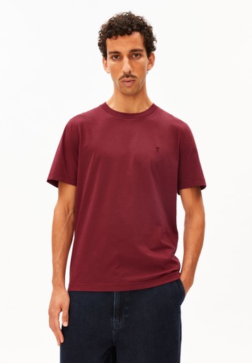 JAAMES T-SHIRT