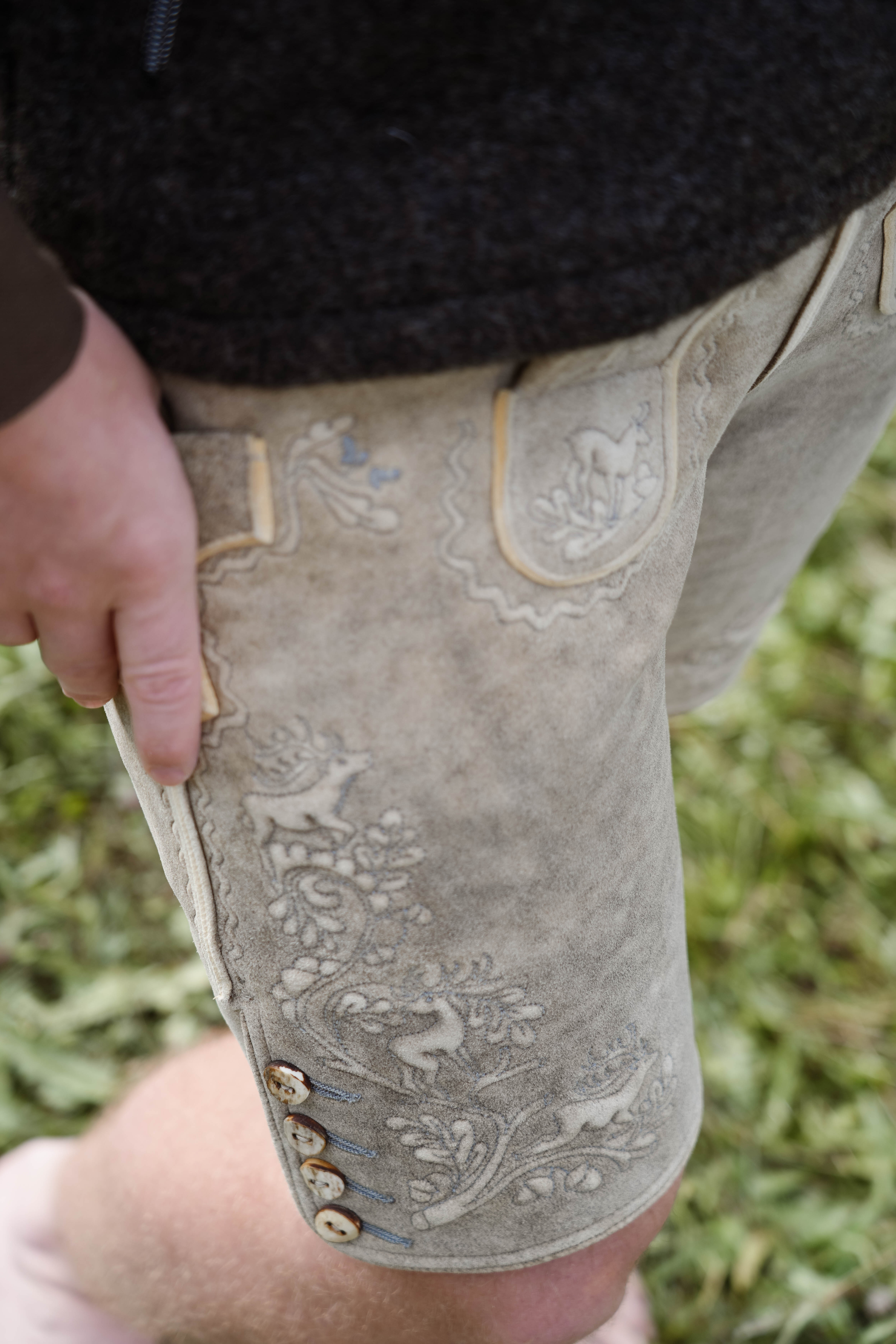 Lederhose Tauern Hirsch von Meindl 