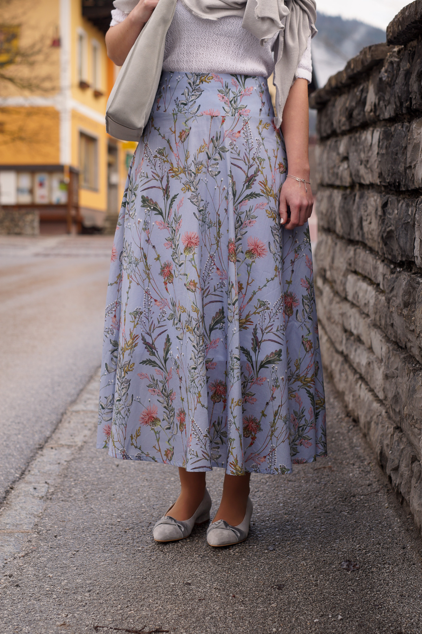 Trachtenrock Clara Blumen von Ploom 