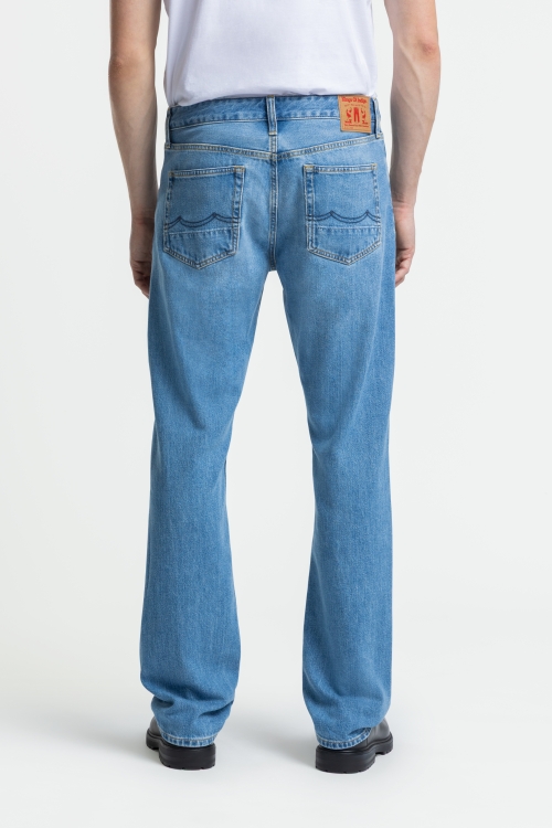 Jans Iskander von Kings of Indigo 